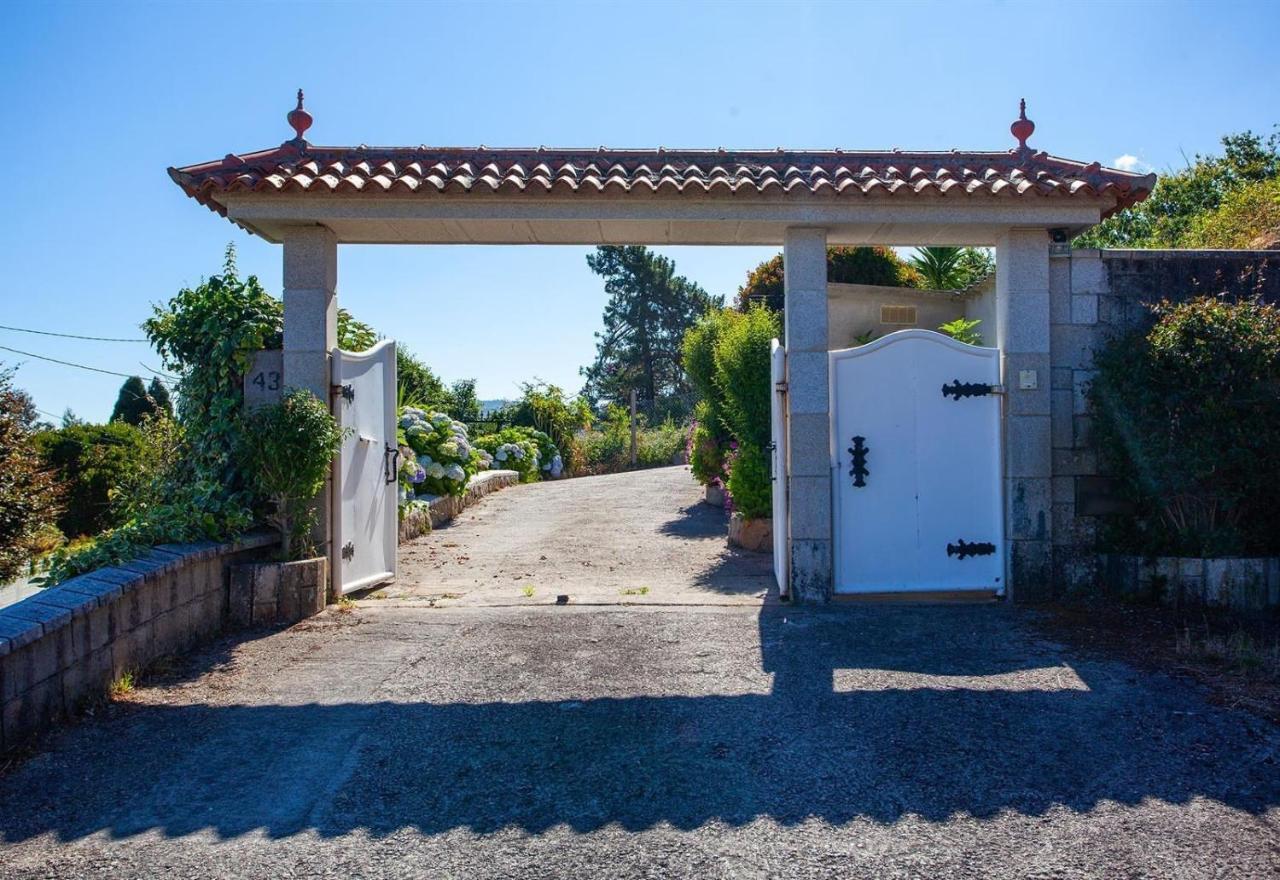Vila Casa Vieje De Bueu Exteriér fotografie