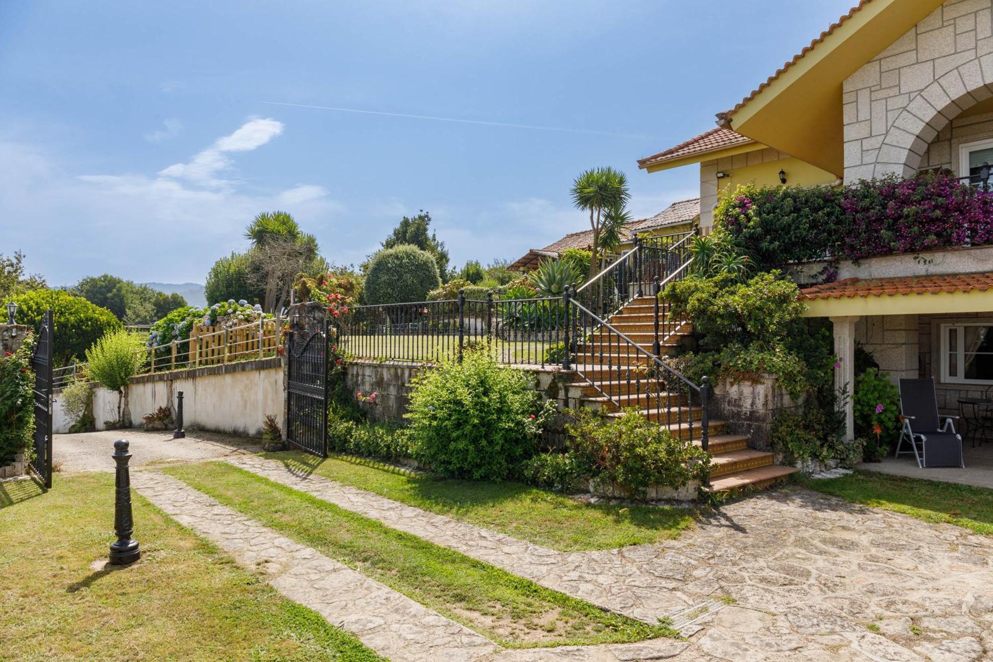Vila Casa Vieje De Bueu Exteriér fotografie